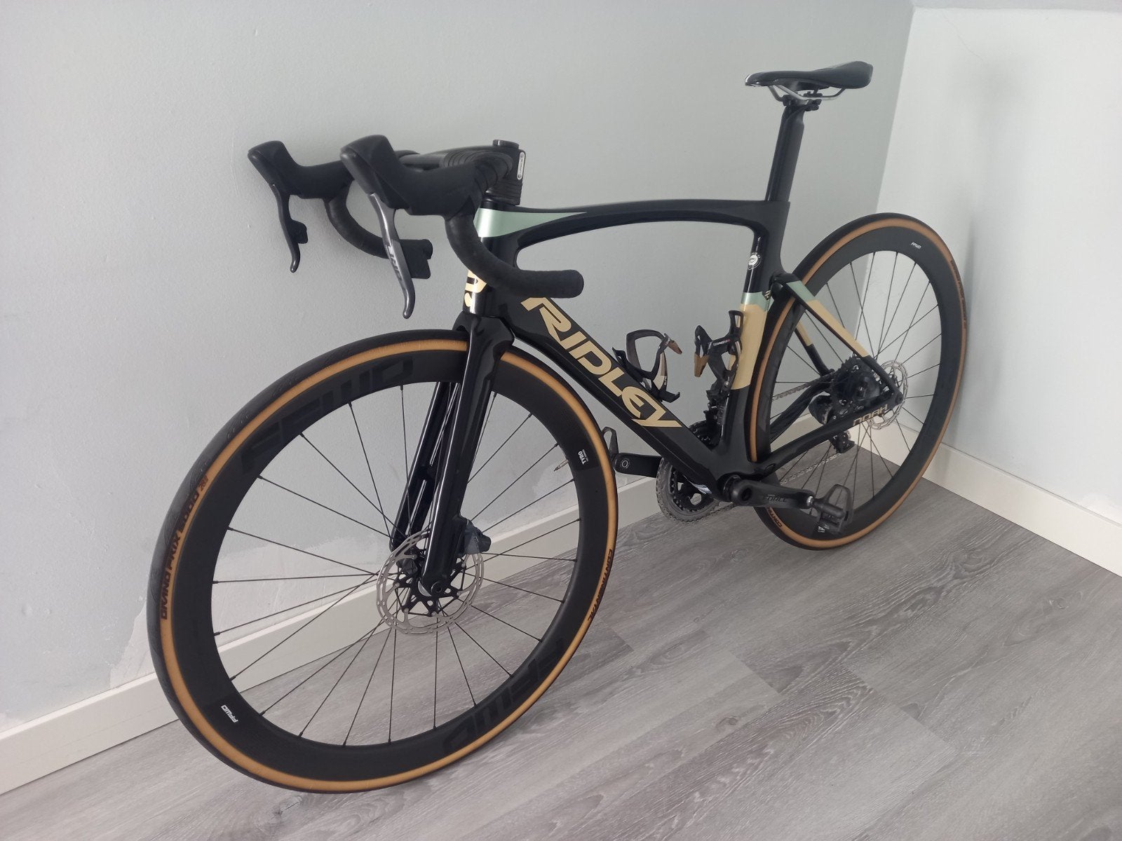 Ridley Noah Aero+, Ophalen, 28 inch, Carbon, 49 tot 53 cm