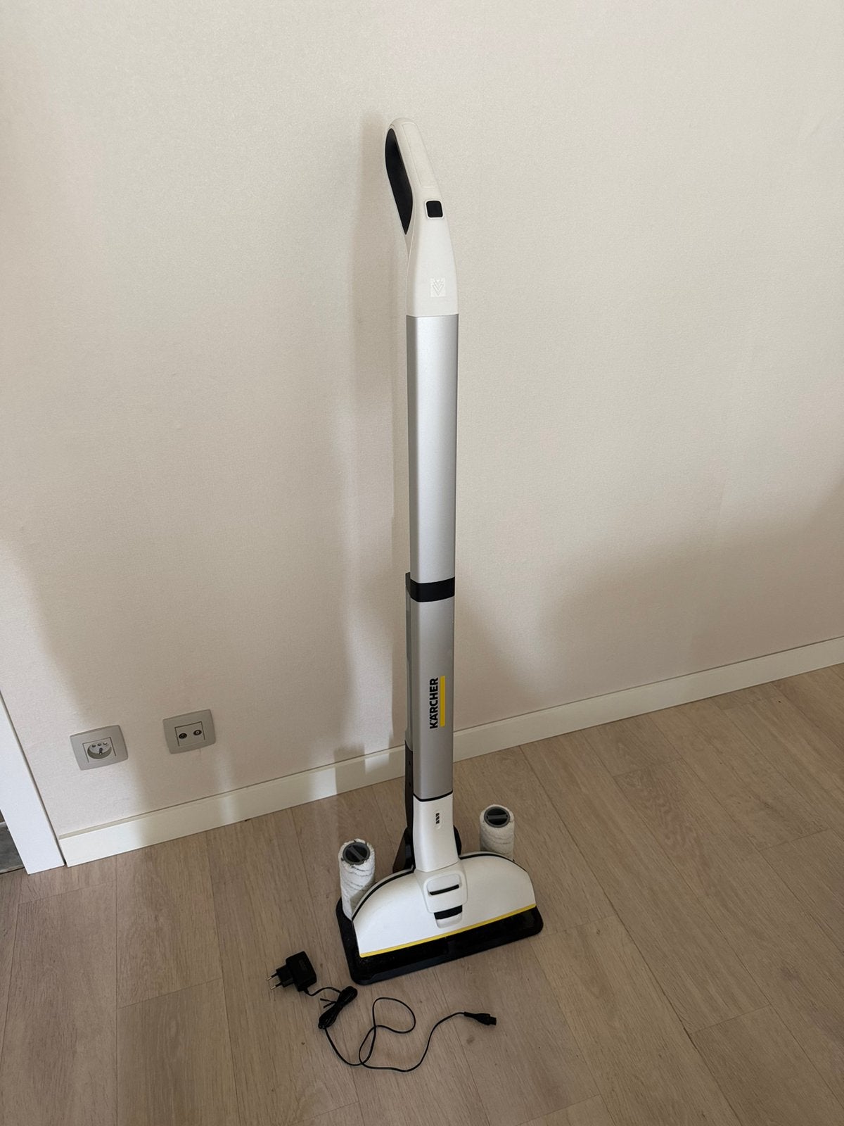 Kärcher vloerreiniger - perfecte staat, Elektronische apparatuur, Stoomapparaten, Ophalen, Zo goed als nieuw