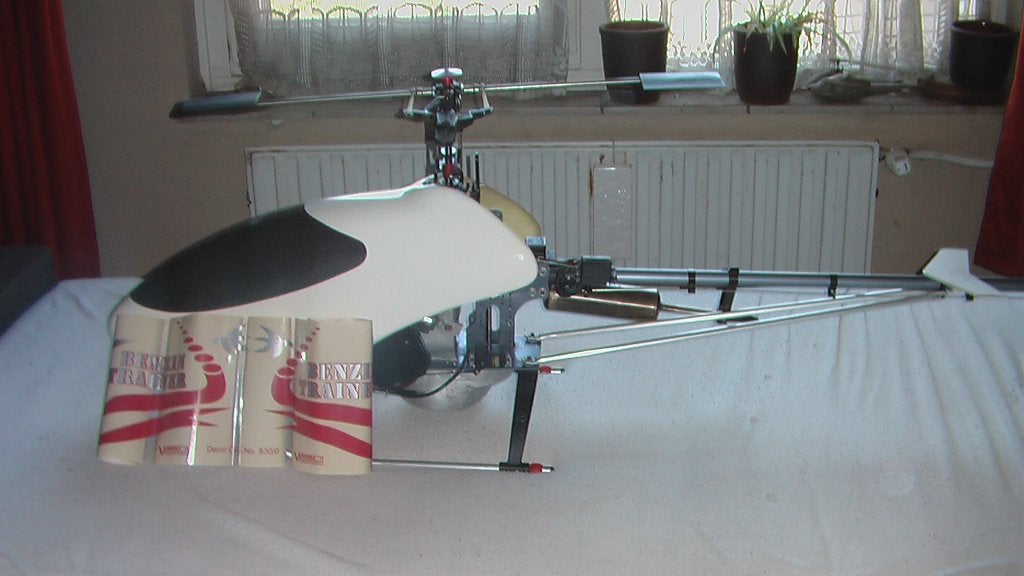 Diversen Elektro en Brandstof heli's, Enlèvement ou Envoi, Comme neuf, Autres types, Hélicoptère