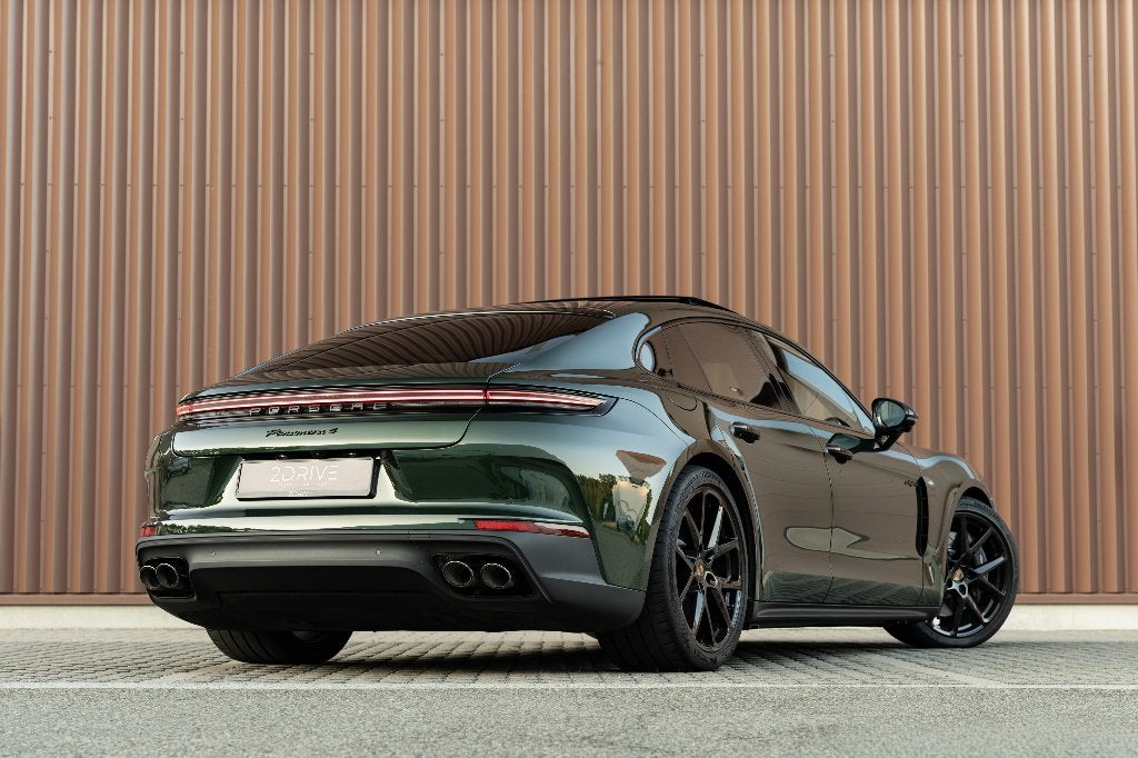 Porsche Panamera 4 E-Hybrid 2.9 V6 | Oak Green Metallic Neo, Autos, Porsche, Cuir, Achat, Euro 6, Entreprise