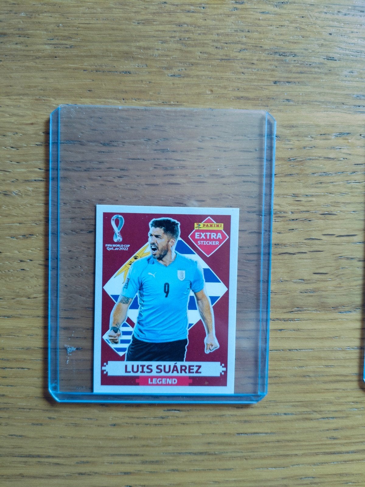 Panini extra sticker Qatar Luis Suarez base, Envoi, Autocollant