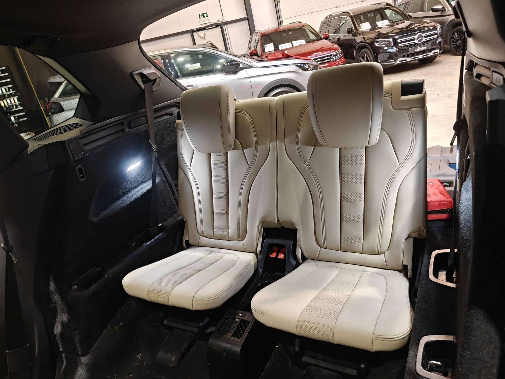 BMW X5 xDrive 3.0D MHEV 7-zit M-pack/Pano/HUD/Keyless/Dodeho, Auto's, Automaat, Dealer onderhouden, Gebruikt, 2993 cc