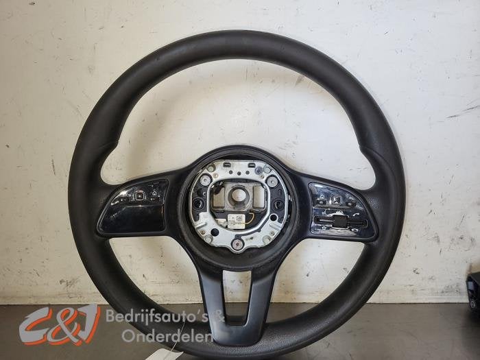 Volant d'un Mercedes Sprinter, 3 mois de garantie, Utilisé, -, -