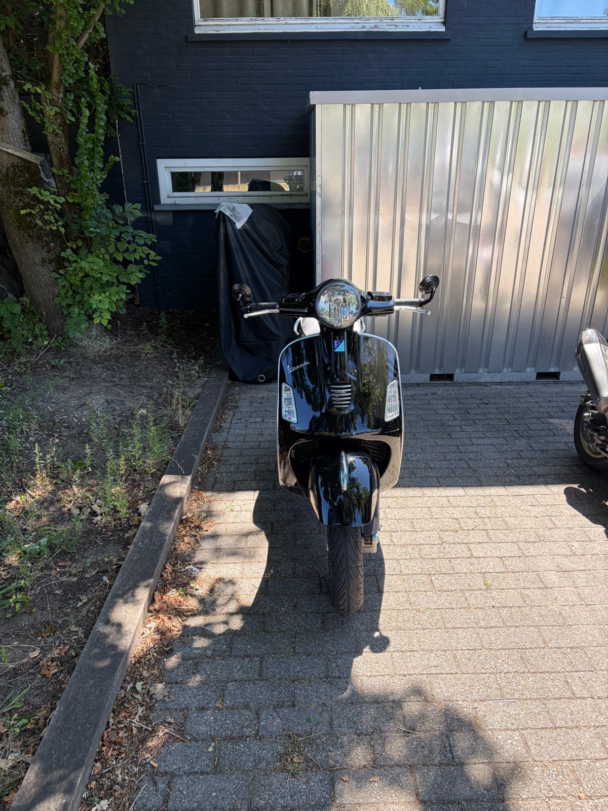 Vesp gts, Fietsen en Brommers, Scooters | Vespa, 300 cc, Ophalen of Verzenden, Zo goed als nieuw
