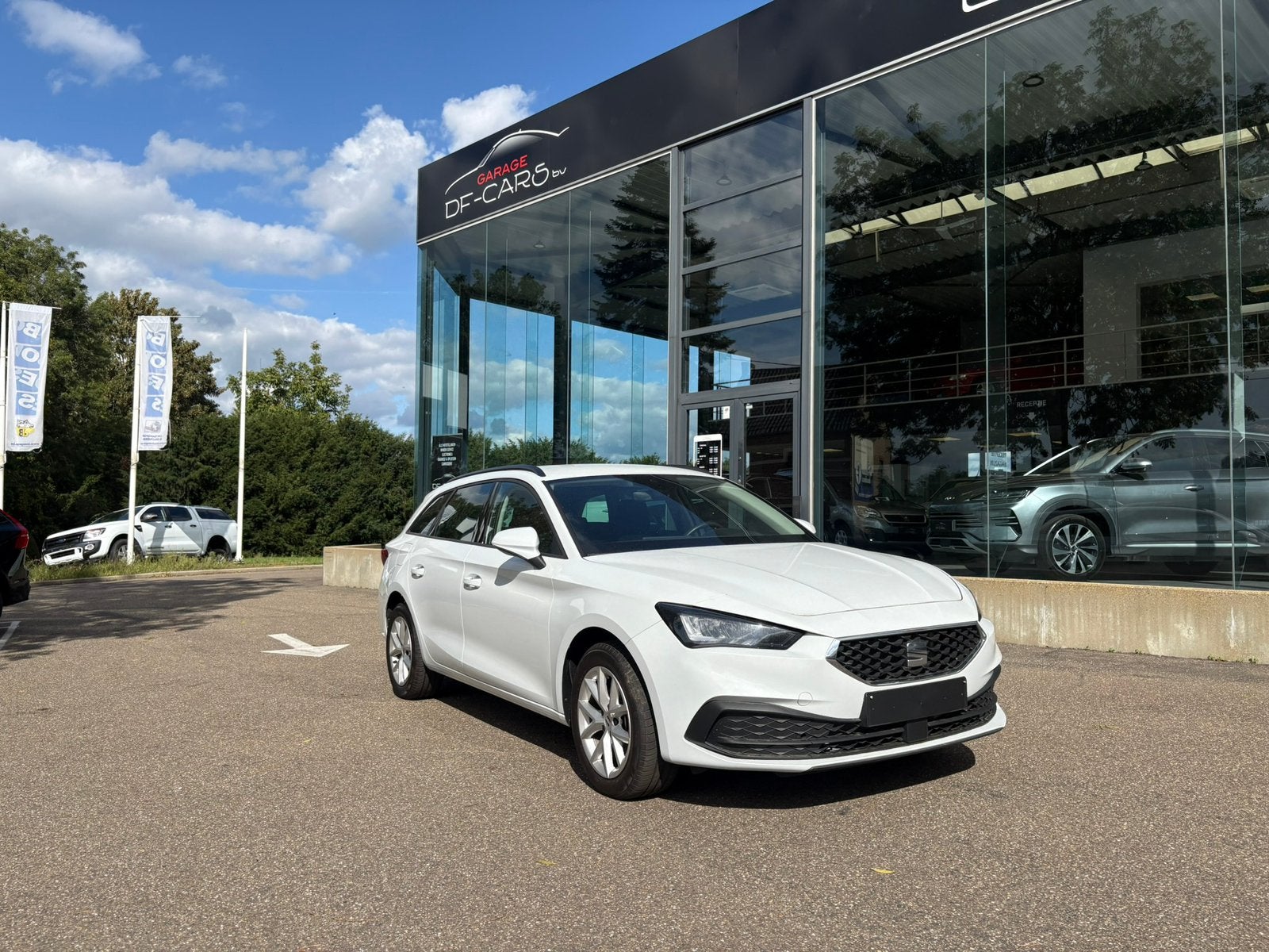 SEAT LEON STYLE BREAK bj 24 avec  8500 km et garantie, Achat, Euro 6, Entreprise, 127 g/km