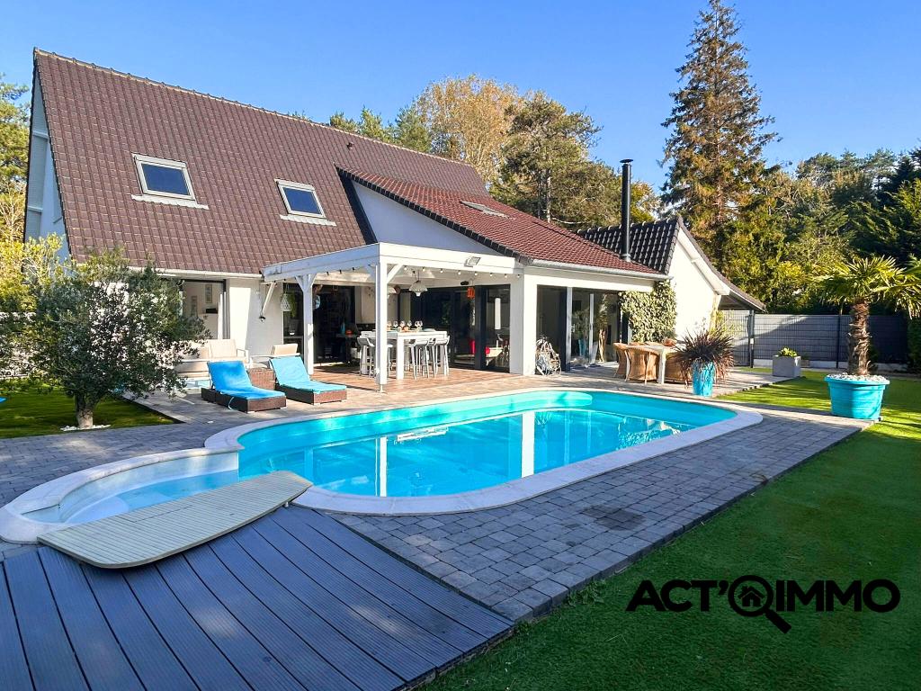 Villa piscine forêt, proche mer – 1h30 Belgique, 220 kWh/m²/an, 201 m², 5 chambres, Villa
