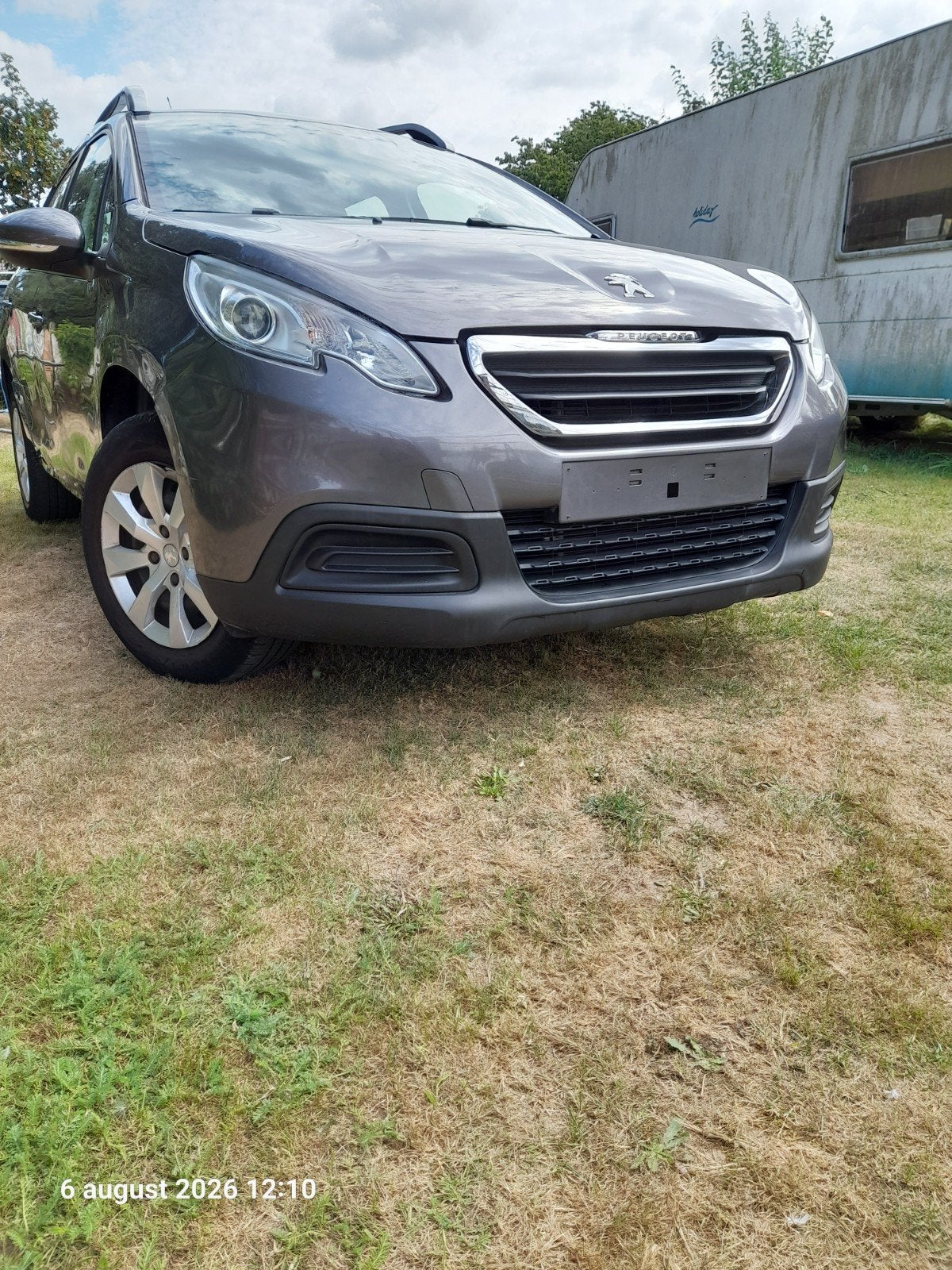 Peugeot 2008 met 36000km 0493 811 662, Auto's, Euro 6, 5 deurs, Particulier, Onderhoudsboekje