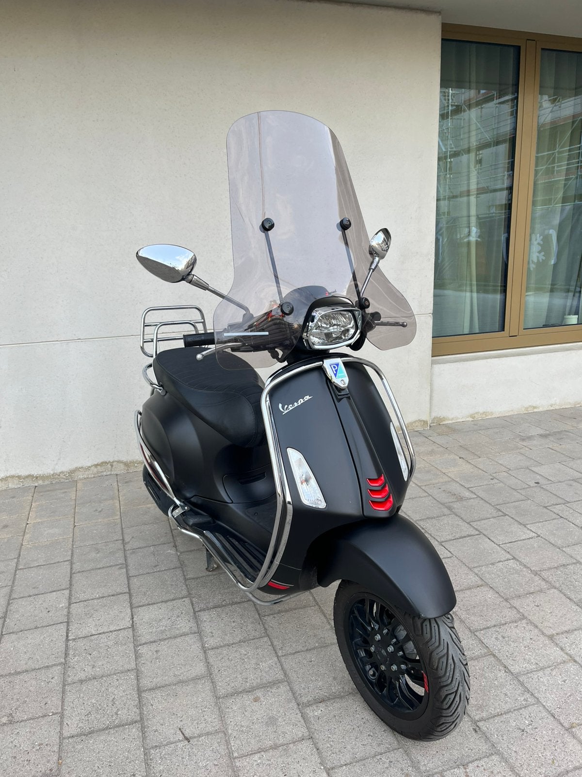 Vespa Sprint 50cc 2021 Euro 5 A Klasse Full-Option, Fietsen en Brommers, Scooters | Vespa, Ophalen, Zo goed als nieuw, Benzine