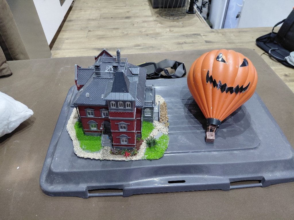Ho 1:87 lot 2 halloween et batiment, Enlèvement ou Envoi