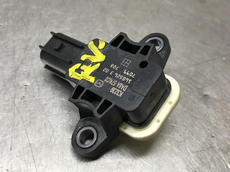 AIRBAG SENSOR Mazda MX-5 (ND) (01-2015/-) (|DA8A57KC0|), Auto-onderdelen, Gebruikt, Mazda