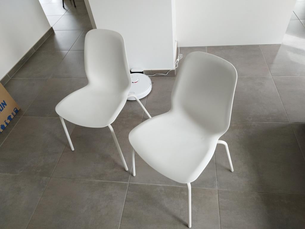 Twee witte IKEA LIDÅS stoelen, Ophalen, Twee