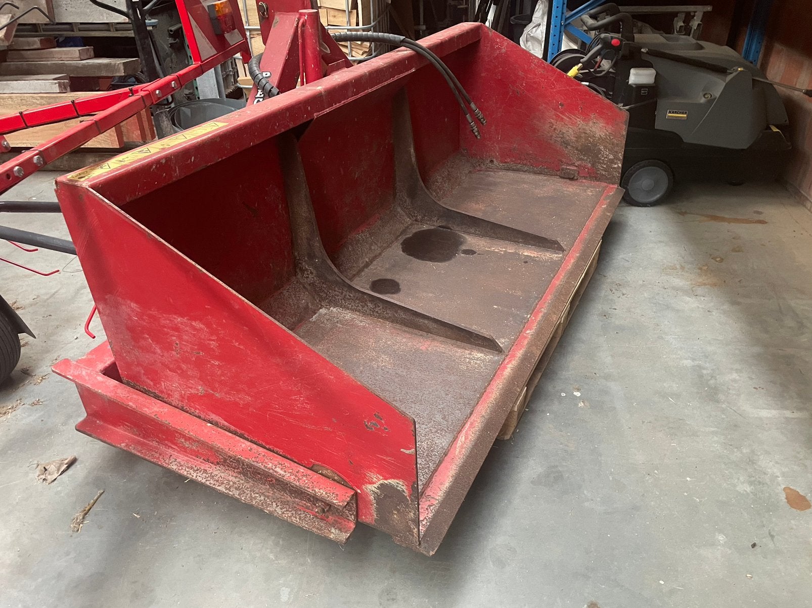 Hydraulische kipbak peecon  2,25 meter breed, Ophalen