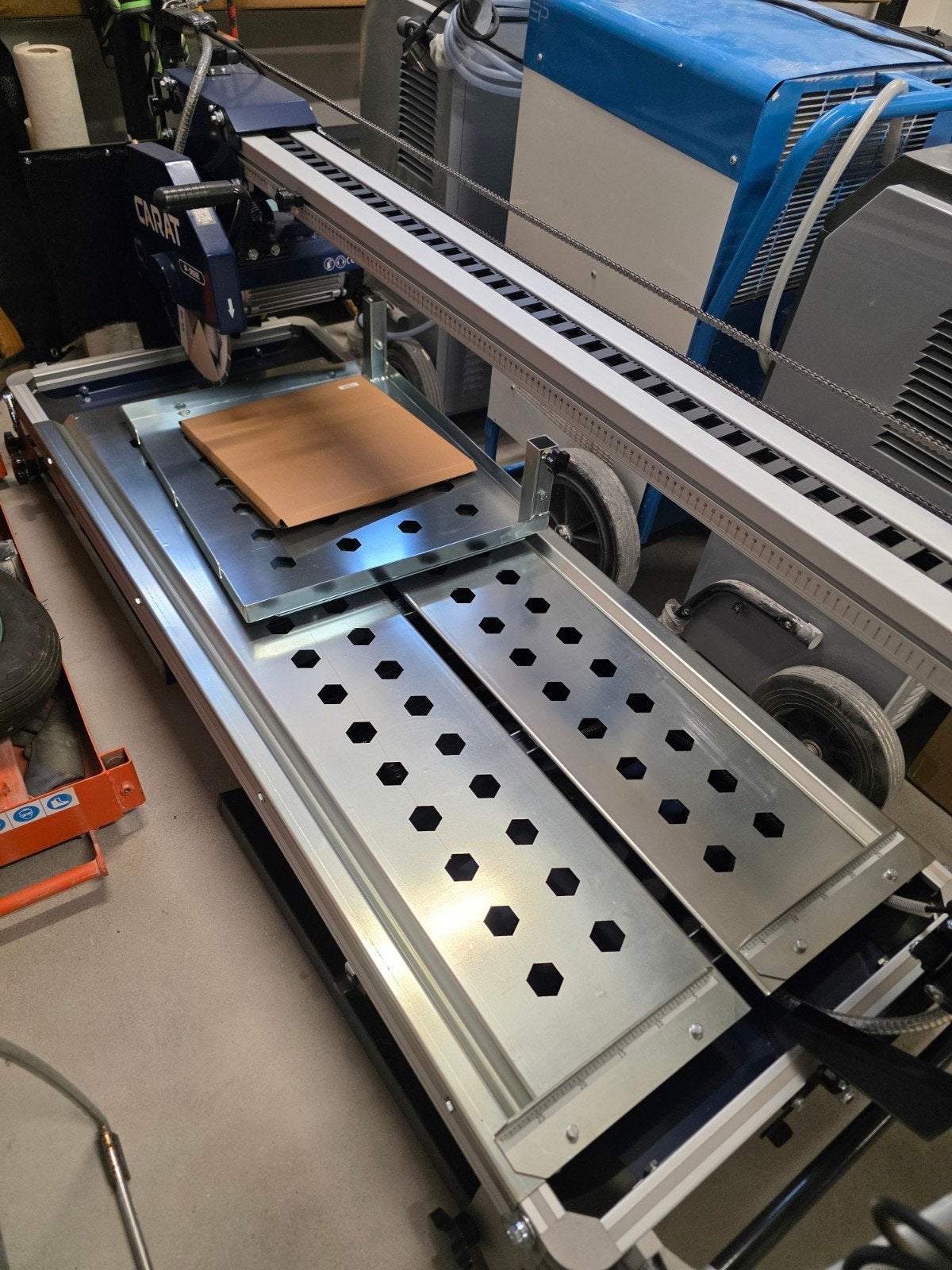 Carat P-3512 Laser Steenzaagmachine – NIEUW / NOOIT GEBRUIKT, Doe-het-zelf en Bouw, Ophalen, Nieuw