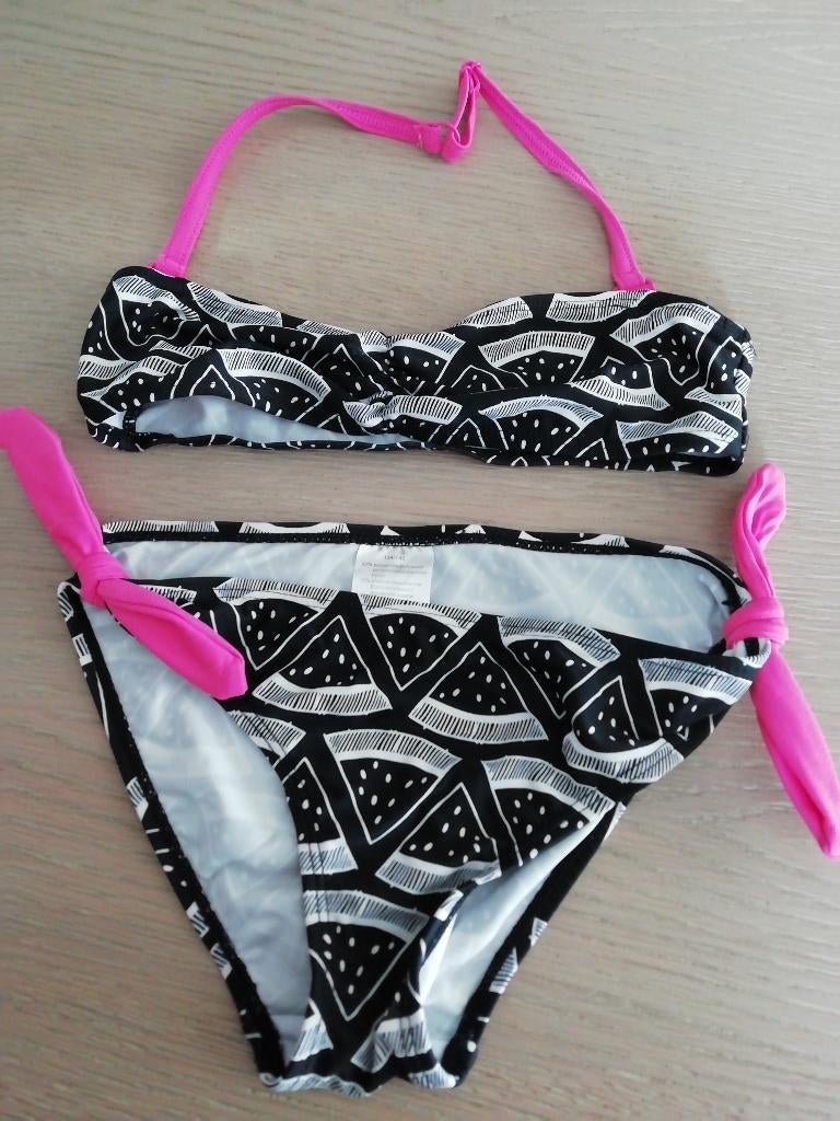 bikini zwart - wit maat 134 - 140, Bikiniset, Meisje, Ophalen of Verzenden, Zo goed als nieuw