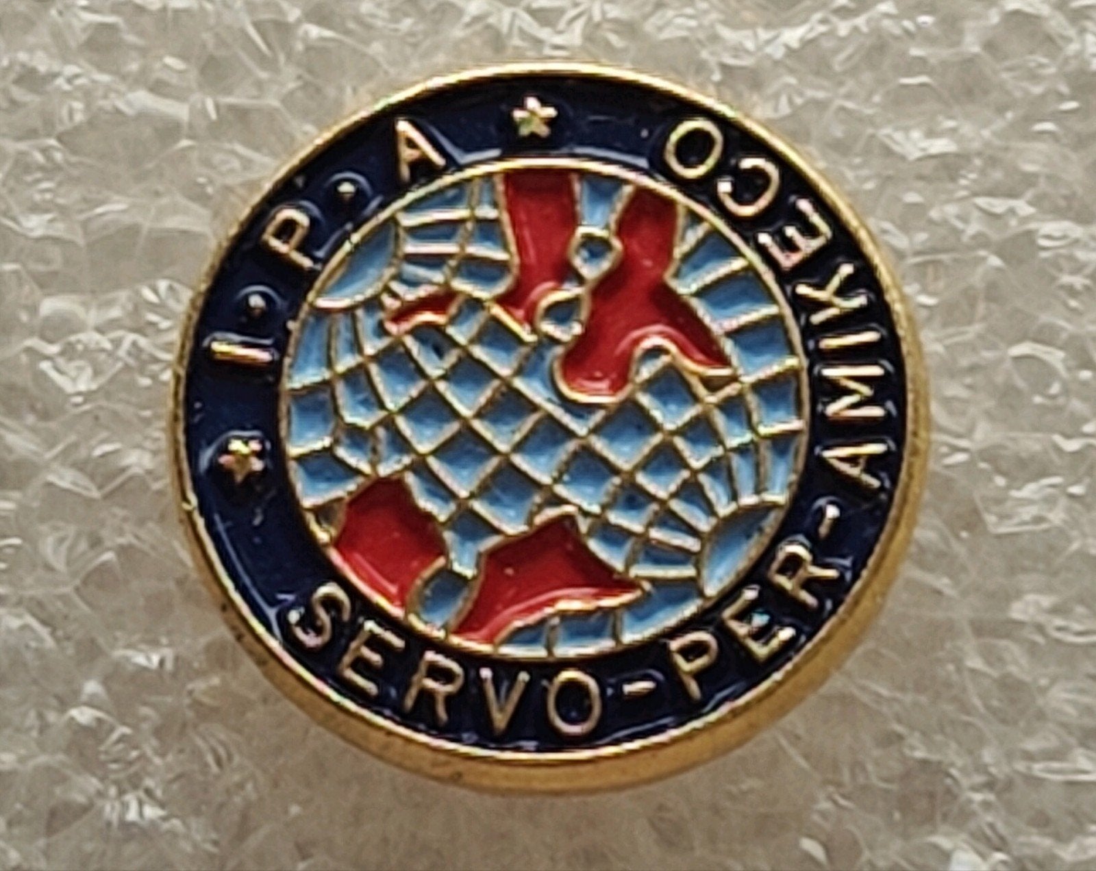 International Police Association (IPA).Pin, Ophalen of Verzenden, Zo goed als nieuw, Speldje of Pin