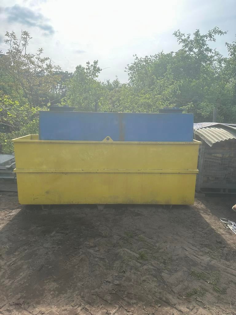 Mazouttank / stookolietank 2500 liter met opvangbak, Bricolage & Construction, Métaux, Enlèvement, Comme neuf