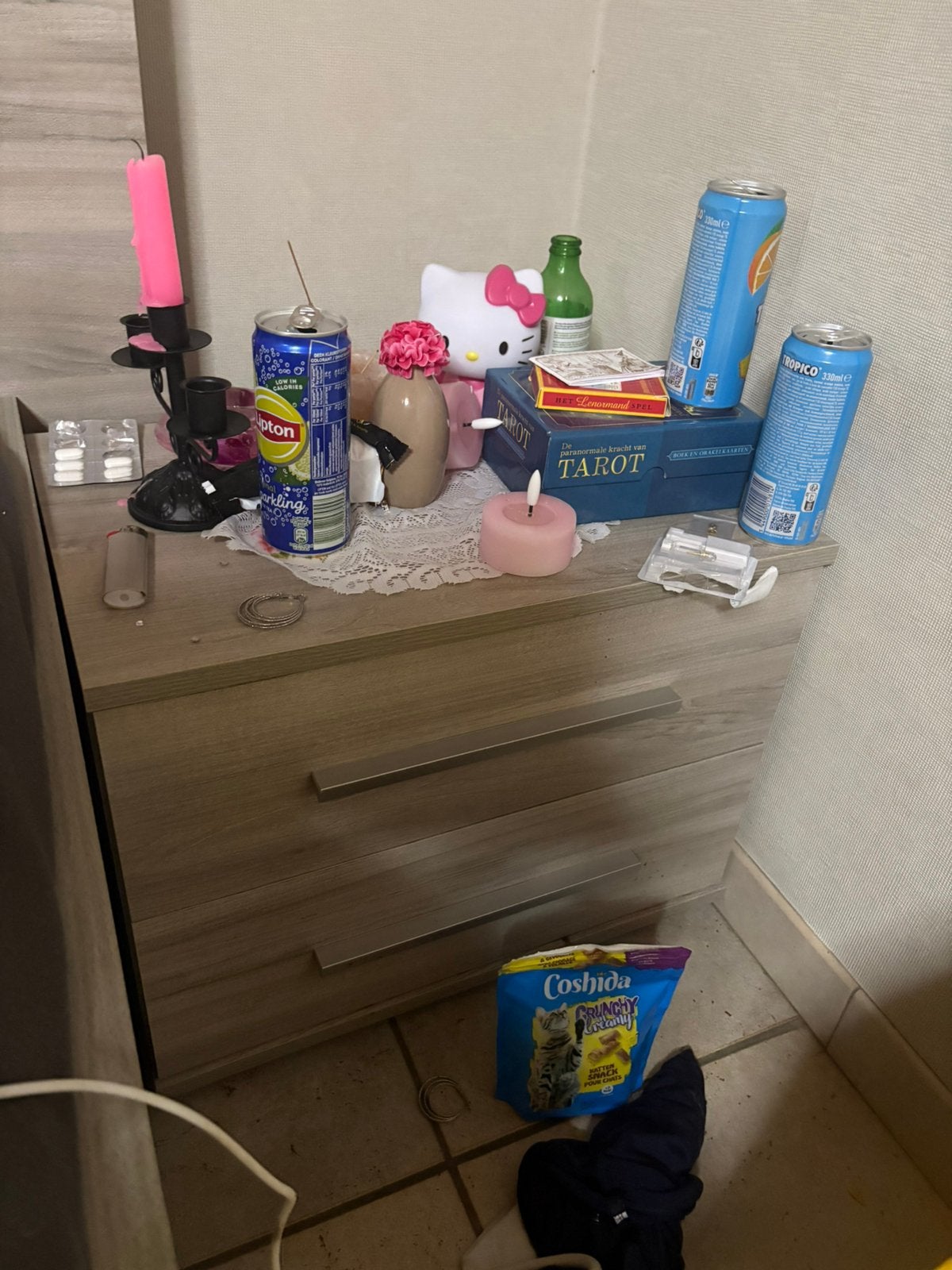table de chevet, Enlèvement ou Envoi