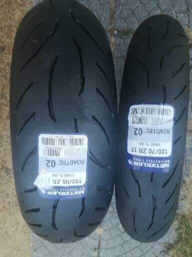 Set neuf de Metzeler Roadtec 02 en 120/180, Motos, Enlèvement, Neuf