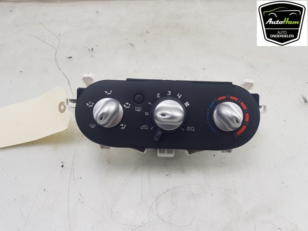 PANNEAU DE COMMANDE CHAUFFAGE CLIMATISATION Twingo II (CN), Renault, Valeo, Utilisé, 100, rue de Courcelles
75017  Paris, FR