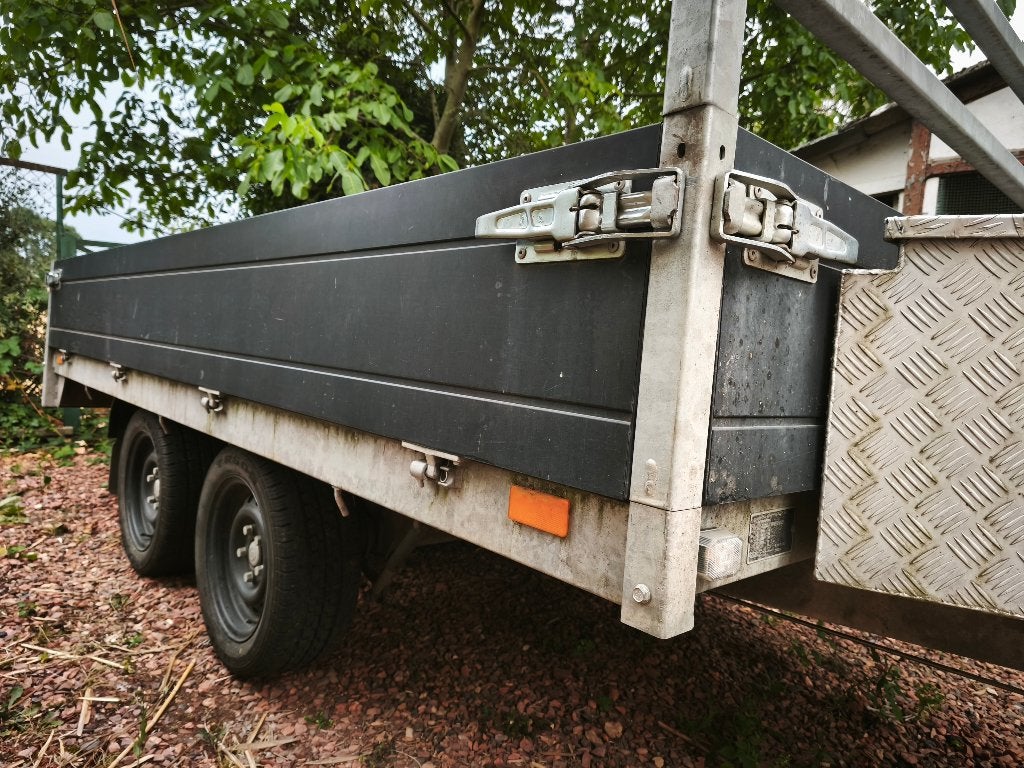 Professionele aanhangwagen van 2700 kg, Ophalen, Zo goed als nieuw