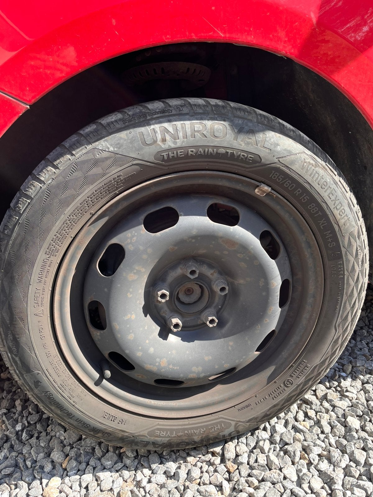4x jantes toles pneus hiver UNIROYAL, Autos : Pièces & Accessoires, Enlèvement, 15 pouces, Pneus hiver, Pneu(s)