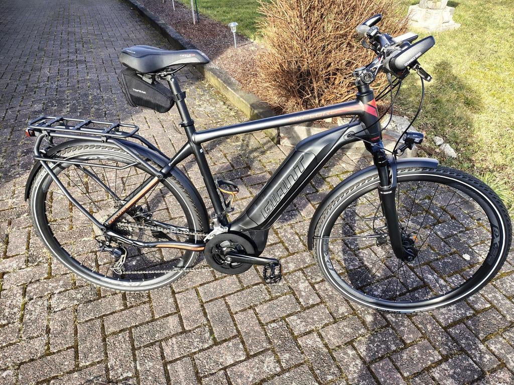 Vélo électrique Giant Explore, Fietsen en Brommers, Elektrische fietsen, Ophalen, Zo goed als nieuw, 50 km per accu of meer, Giant