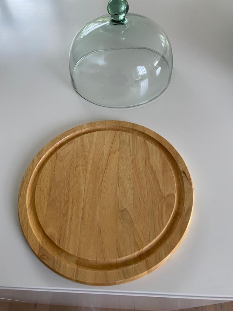 Assiette à fromage en bois avec cloche, Comme neuf, Enlèvement, Autres types, Autres matériaux