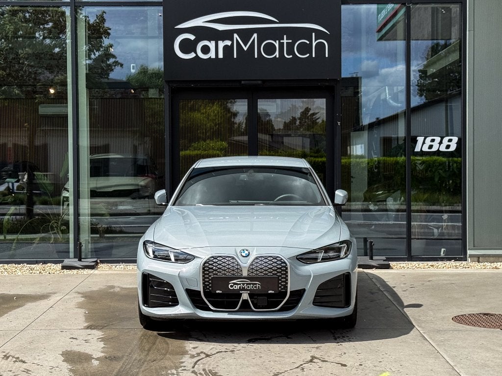 BMW i4 eDrive 35 Gran Coupé | M Sport | ICONICSOUNDS, Autos, BMW, Argent ou Gris, Achat, Euro 6, Entreprise