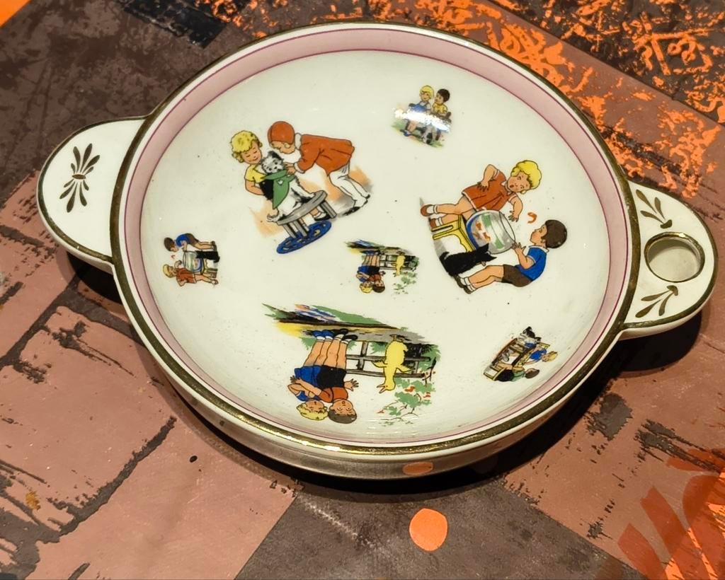 Assiette  vintage en porcelaine (Limoges) pour enfant, Ophalen