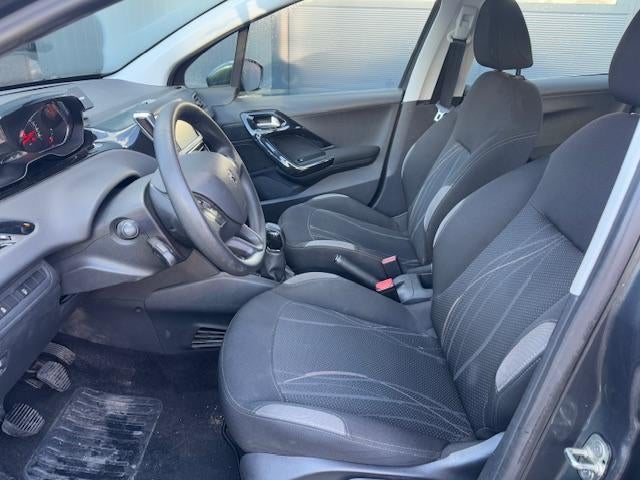 Peugeot 208 Benzine - Nieuwe motor, Autos, Achat, https://public.car-pass.be/vhr/c5aaddbd-e31e-45d0-812b-e6146586ba66, Entreprise