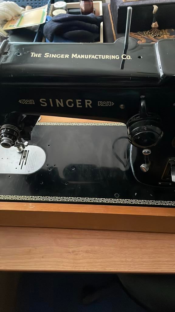 Singer 306K vintage naaimachine, Ophalen