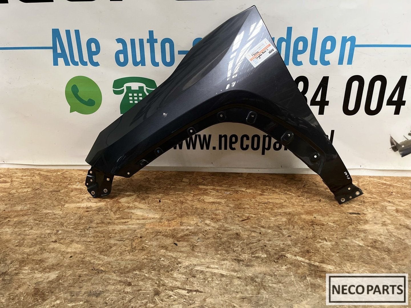 TOYOTA RAV 4 ZIJSCHERM SPATBORD ORGINEEL, Gebruikt, -, -, Ophalen of Verzenden