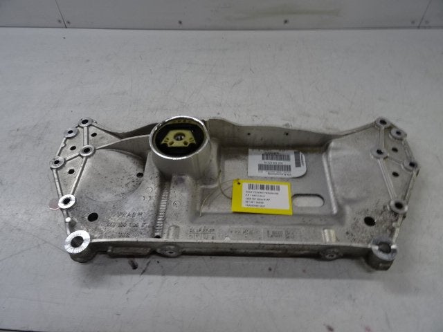 SUPPORT MOTEUR Volkswagen Touran (1T1 / T2) (1K0199369F), Utilisé, Volkswagen