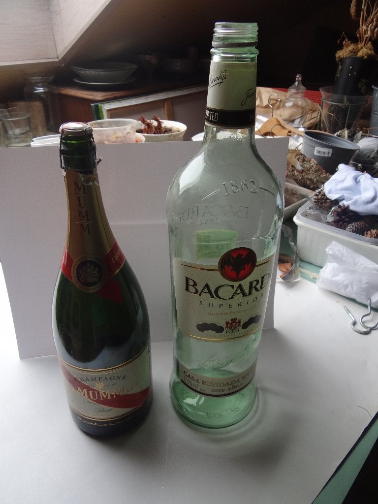 Lege fles -  Bacardi en champagne, Ophalen, Gebruikt
