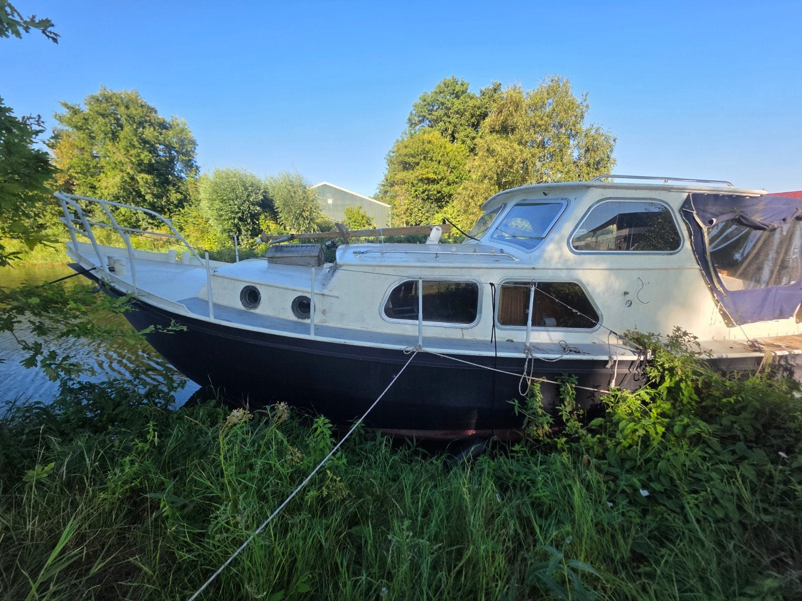 croiseur fluvial de 8 mètres avec propulseur d'étrave, Croiseur, Enlèvement ou Envoi, Propulseur d'étrave
