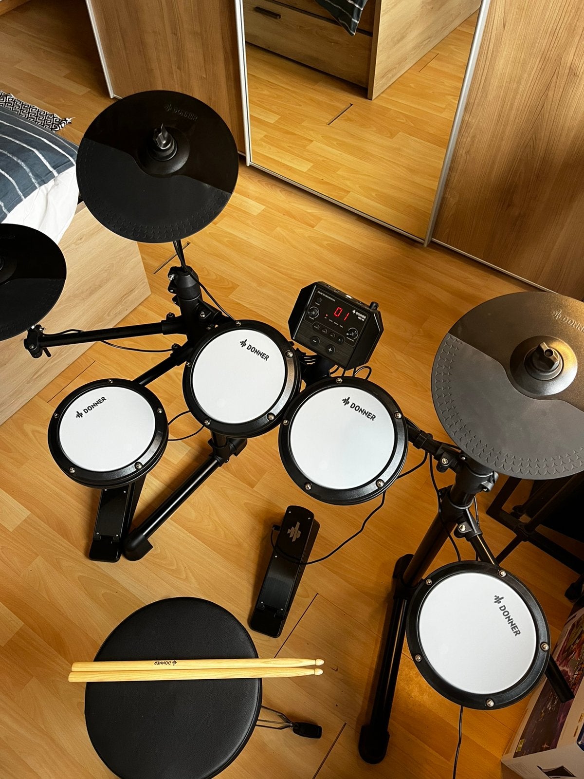 Elektronisch drumstel voor beginners. Mesh pads, Muziek en Instrumenten, Drumstellen en Slagwerk, Ophalen, Zo goed als nieuw, Elektronisch