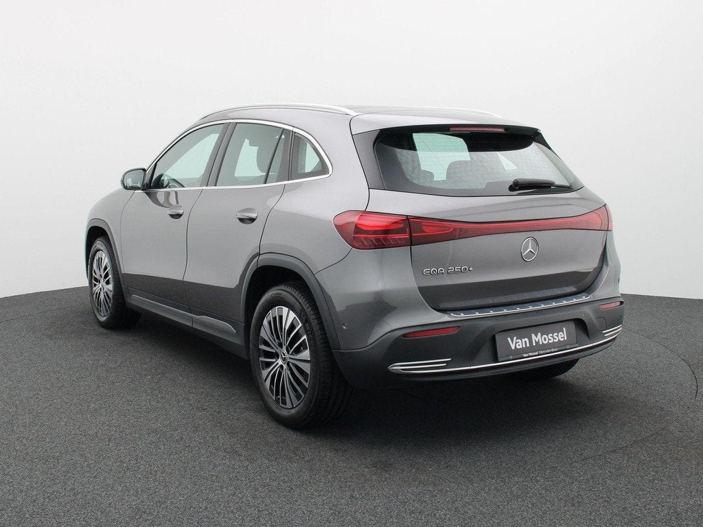 Mercedes-Benz EQA 250+ LUXURY LINE + PANORAMISCH DAK + CARPL, Autos, Argent ou Gris, Achat, Euro 6, Entretenue par le concessionnaire