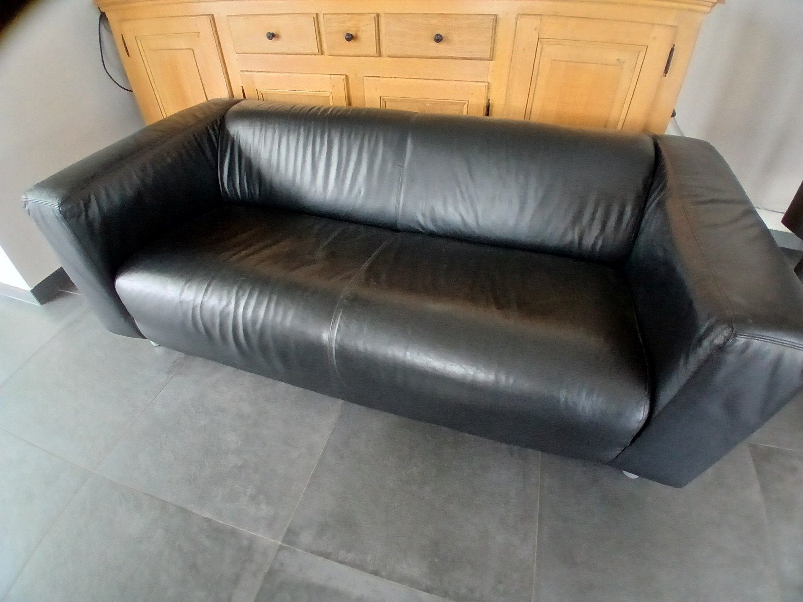 canapé cuir Ikea Klipan noir 3 places, Ophalen, Gebruikt, 150 tot 200 cm, Driepersoons