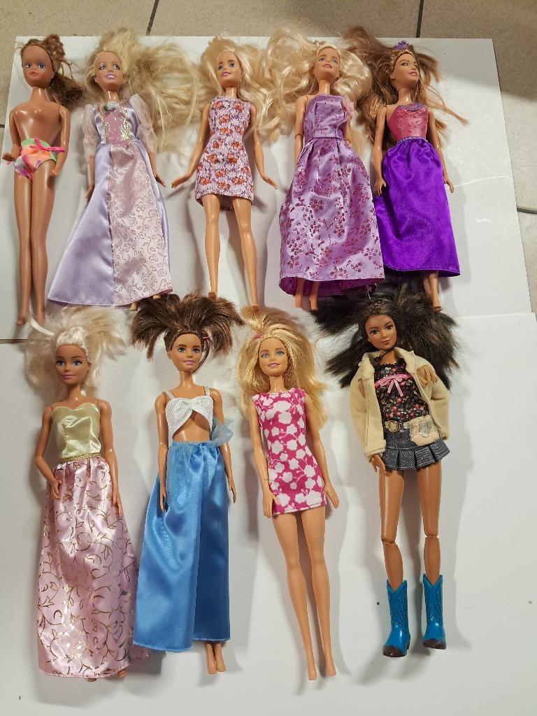 9 Barbiepoppen Mattel  +barbie paard, Enlèvement ou Envoi, Comme neuf, Barbie