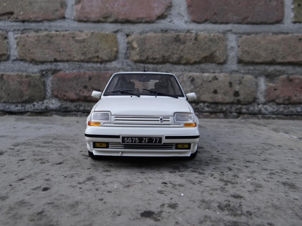 Renault 5 GT Turbo (PhaseII) Norev 1-18, Hobby en Vrije tijd, Modelauto's | 1:18, Ophalen of Verzenden, Zo goed als nieuw, Auto