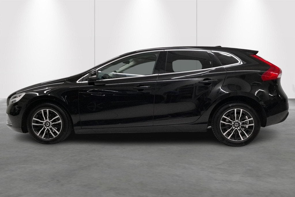 Volvo V40 D2 Inscription Eco, Auto's, Voorwielaandrijving, Stof, Gebruikt, 1969 cc