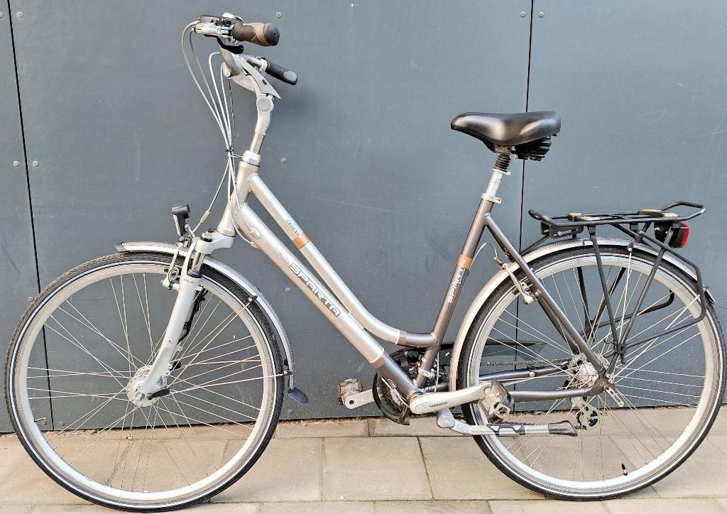 Sparta Trekking/Touring bike 28" prix250€ 048981/3734, Ophalen, Sparta, Velgrem, Versnellingen