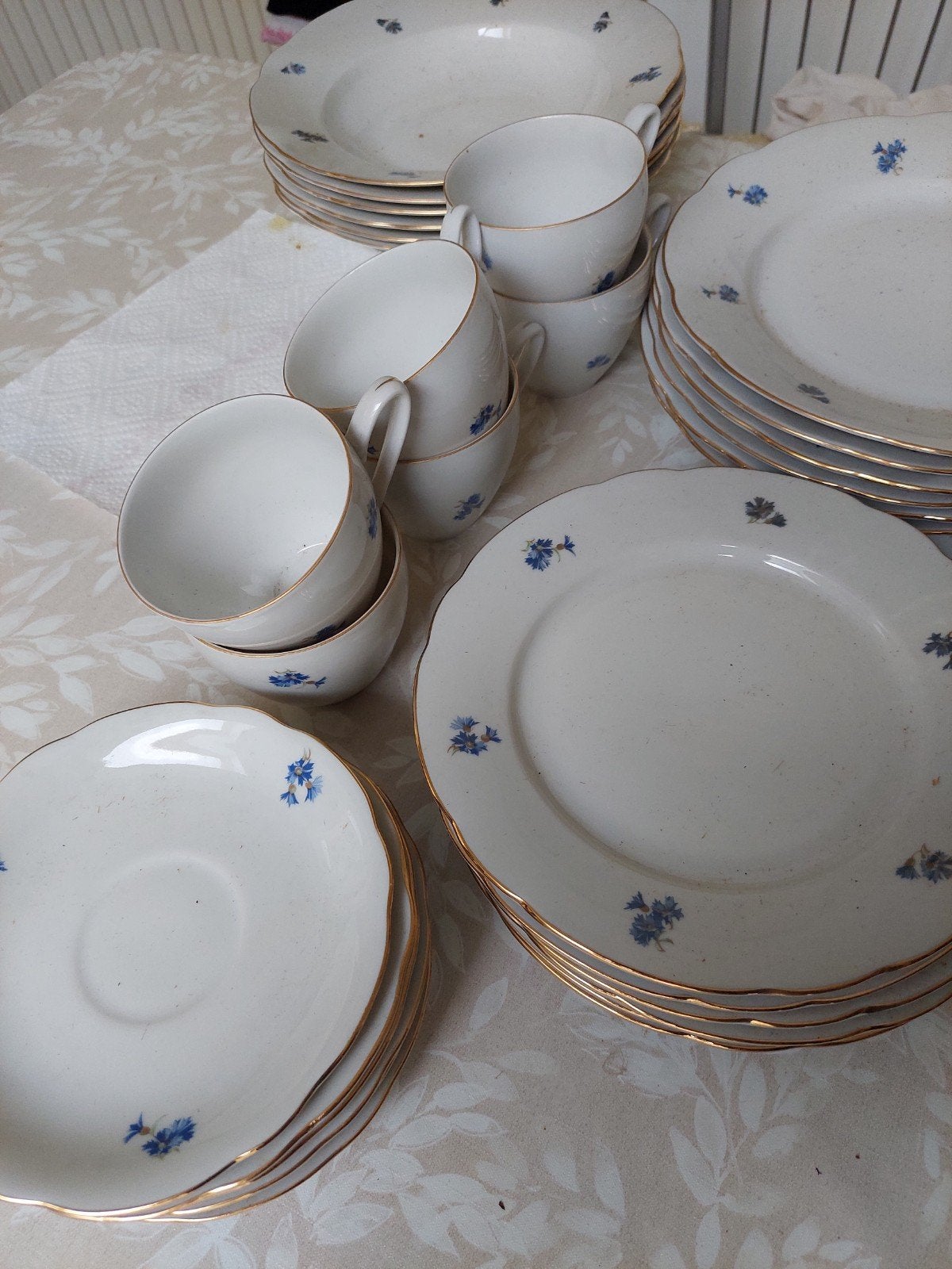 Porseleinen eetservies, Ophalen