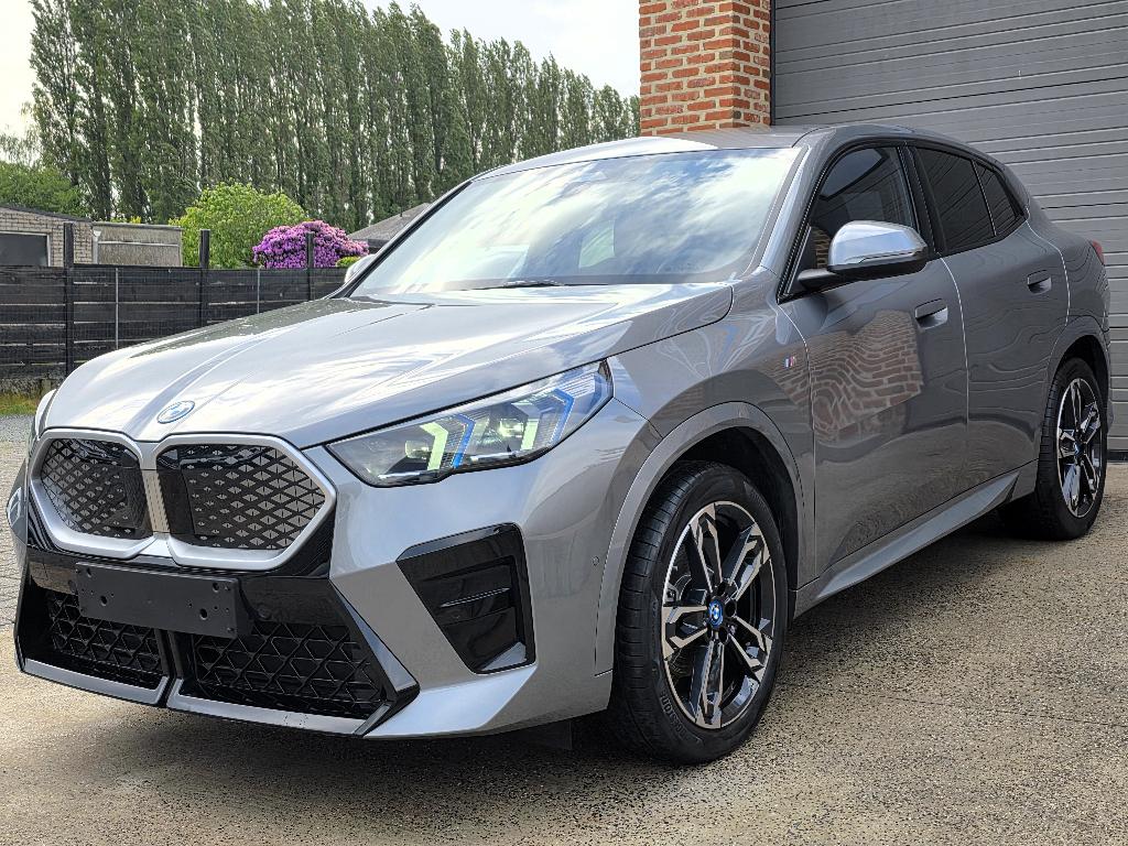BMW iX2 eDrive20 - M Sport - 08/2025 - 11.500KM - ALS NIEUW, Cuir, Argent ou Gris, IX2, Euro 6