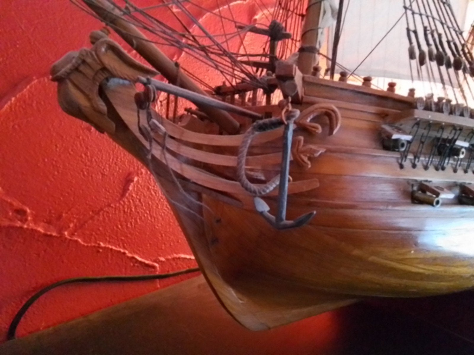 Grand bateau en teck provenant de l’île Maurice’’le superbe’, Enlèvement