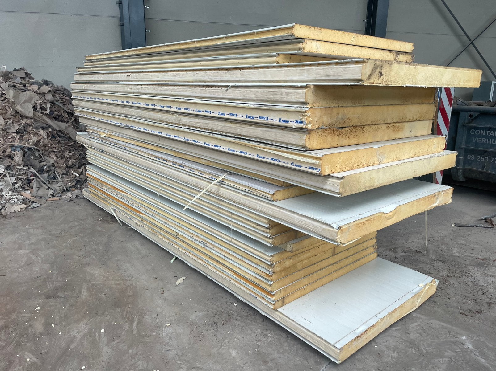 Sandwichpanelen, Bricolage & Construction, Plaques & Panneaux, Enlèvement, Utilisé, Autres matériaux, 50 à 100 mm