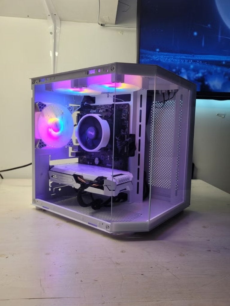 PC/BLANC/RYZEN 3 2200G/8 GO/GTX 1050 TI/RGB/, Informatique & Logiciels, Custom Gaming Pc, Enlèvement ou Envoi, 8 GB, Comme neuf