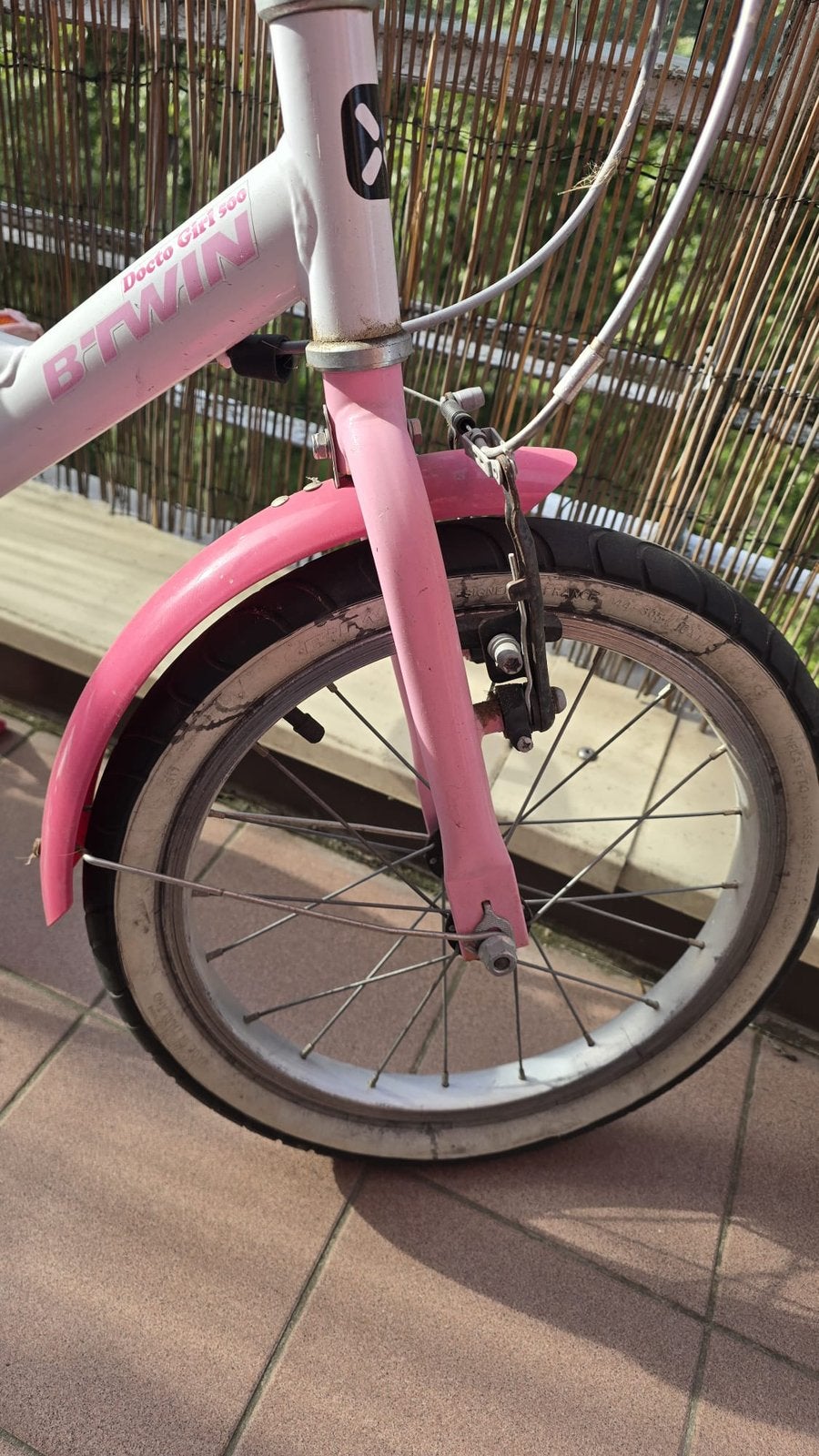 Velo rose + porte poupee, Enlèvement, Comme neuf