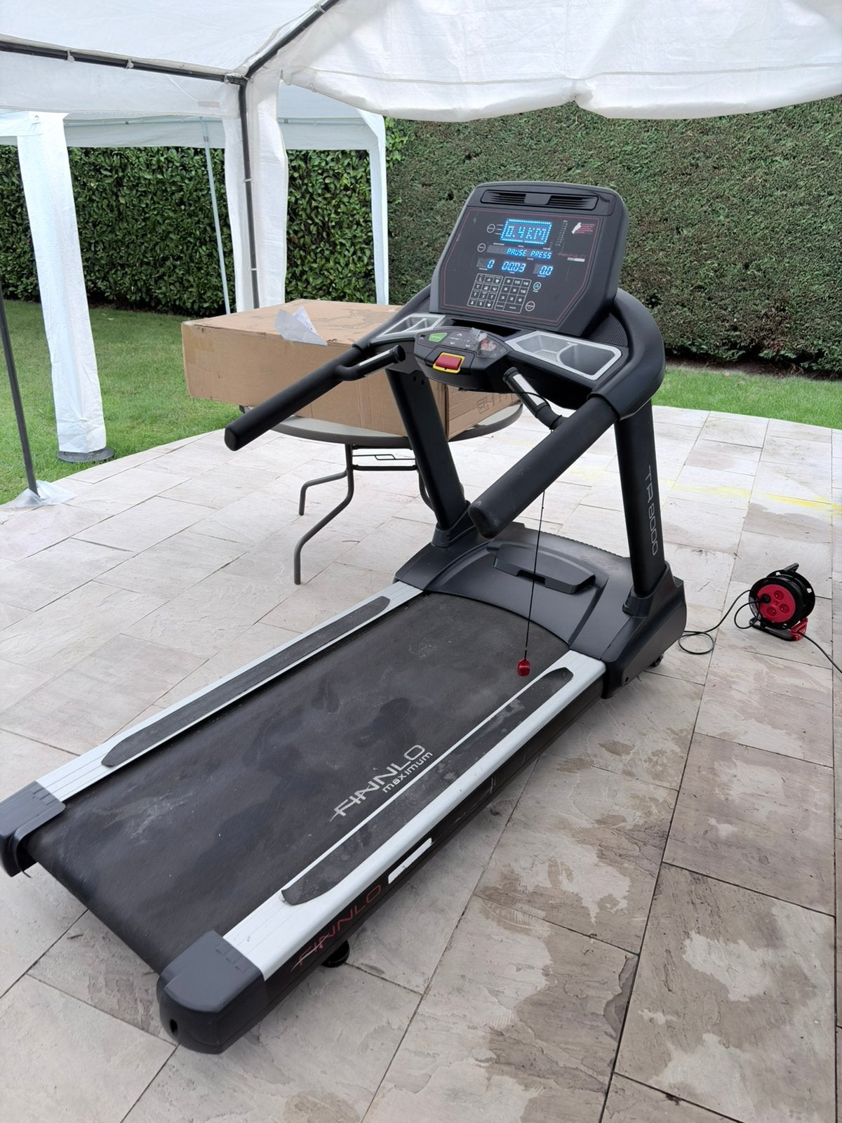 Finnlo Maximum TR 8000 loopband (nieuwprijs 4500 euro), Enlèvement ou Envoi, Utilisé, Jambes, Autres types