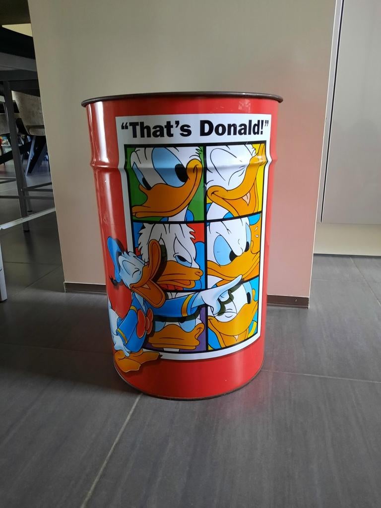 Grote Donald duck ton, Huis en Inrichting, Ophalen